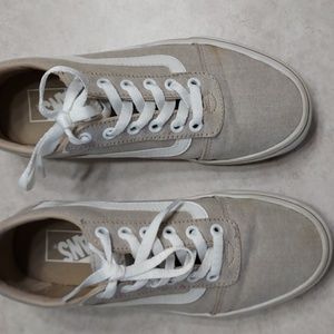 Vans womens Linen color canvas sneaker